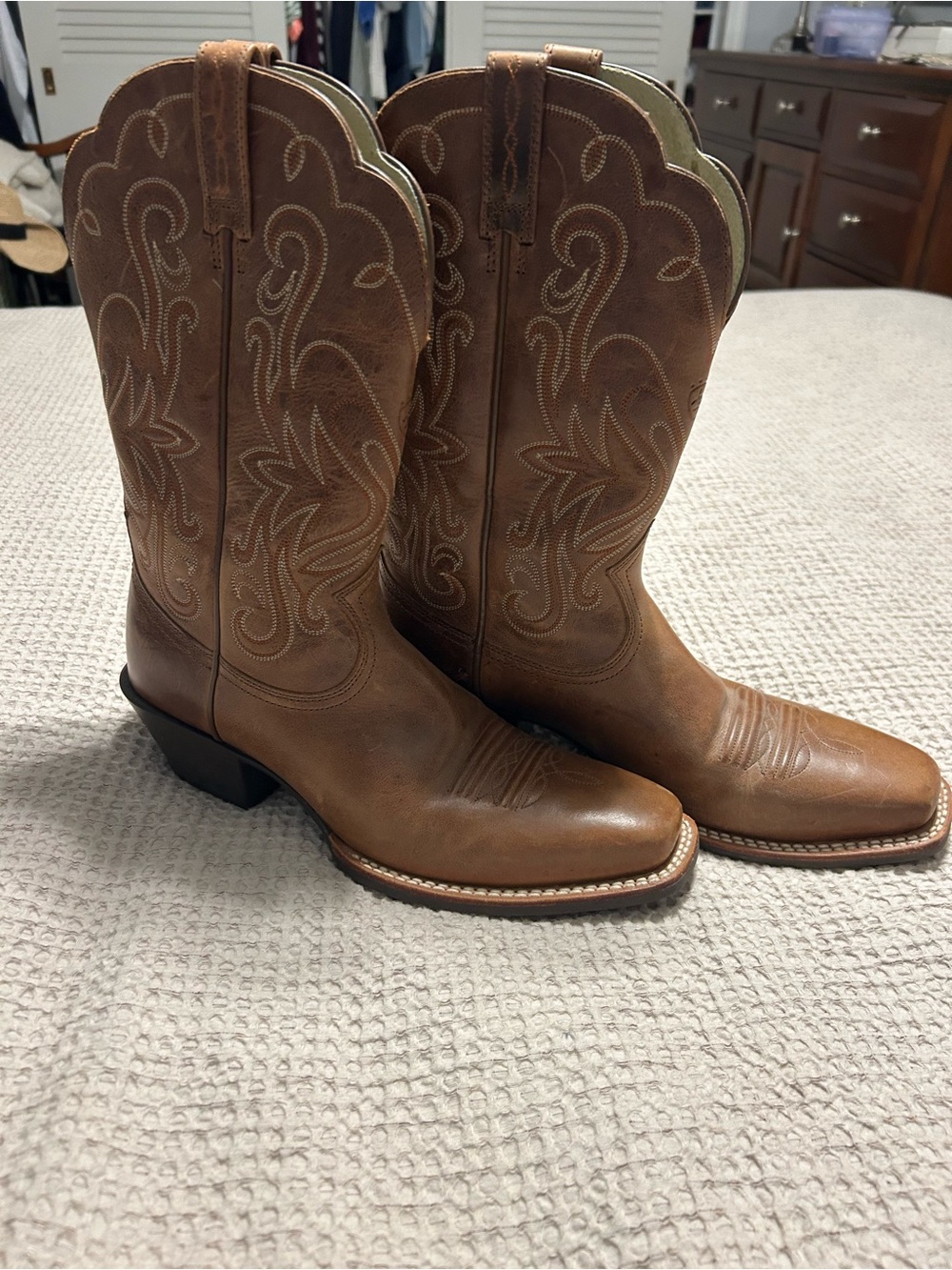 Ariat Brown Leather Western Cowboy Boots
